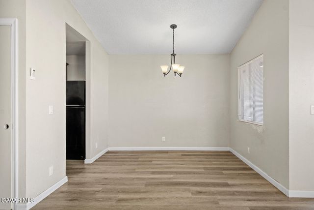 44053 Canyon Way, Lancaster, CA 93535