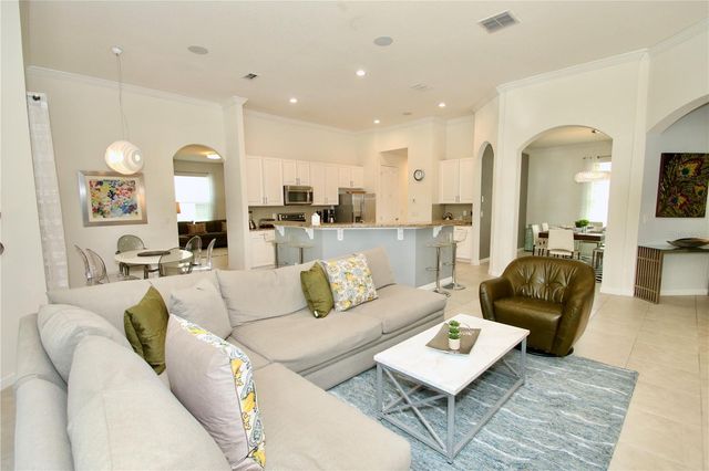 4067 OAKTREE DRIVE, Davenport, FL 33837