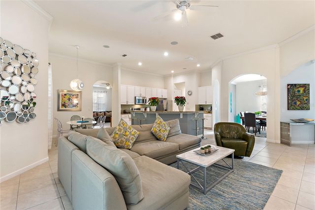 4067 OAKTREE DRIVE, Davenport, FL 33837