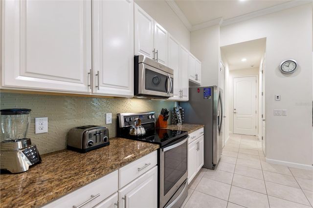 4067 OAKTREE DRIVE, Davenport, FL 33837