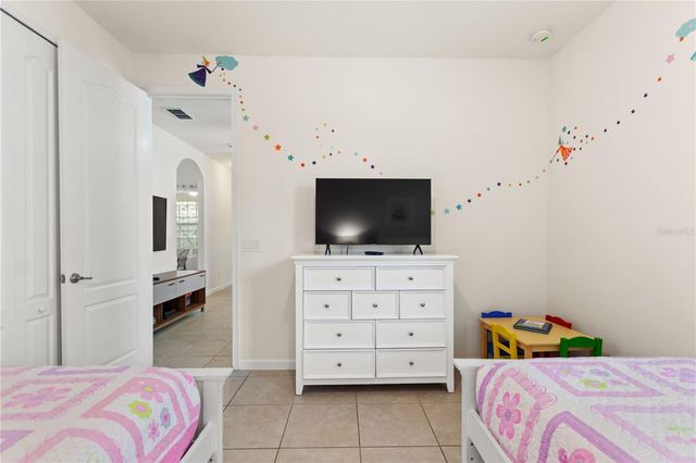 4067 OAKTREE DRIVE, Davenport, FL 33837