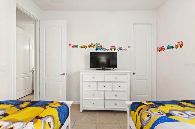 4067 OAKTREE DRIVE, Davenport, FL 33837