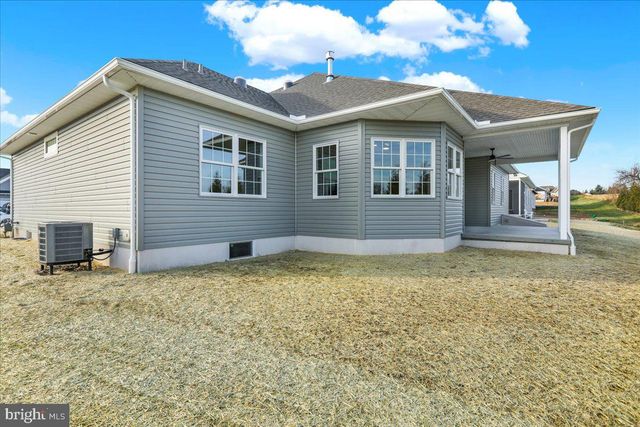 04 STARLIGHT LANE, Lebanon, PA 17046