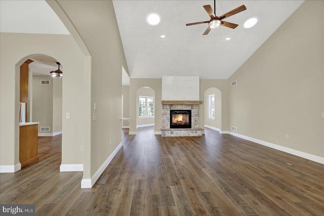 04 STARLIGHT LANE, Lebanon, PA 17046