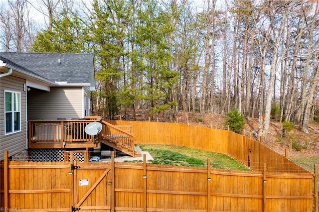 251 Devotion Farm Way, Thurmond, NC 28683