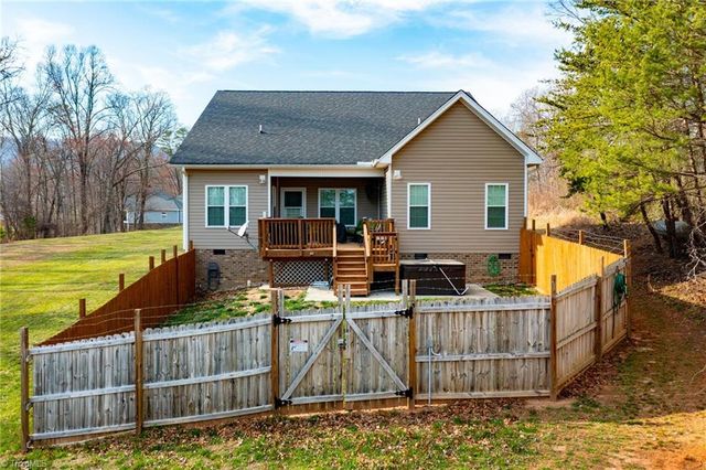 251 Devotion Farm Way, Thurmond, NC 28683