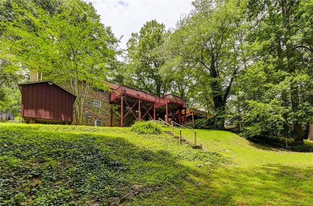2423 Woodacres Road NE, Atlanta, GA 30345