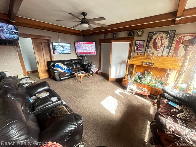 22755 GRAND RIVER Avenue, Detroit, MI 48219