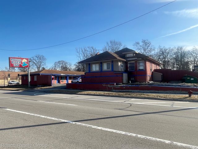 22755 GRAND RIVER Avenue, Detroit, MI 48219