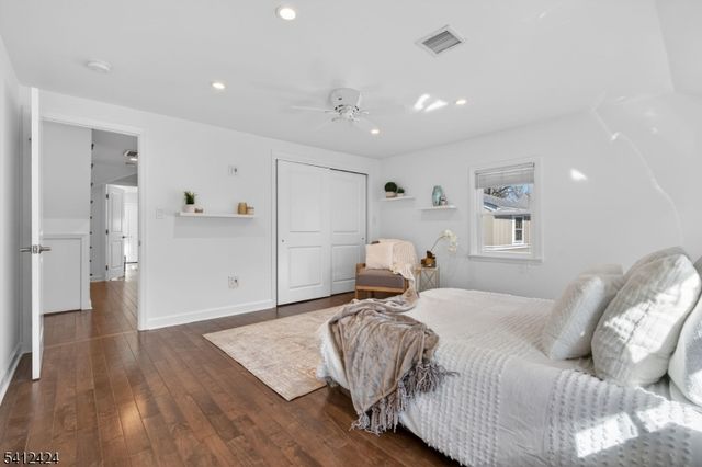 46 Elmwood Pl, Millburn Twp., NJ 07078