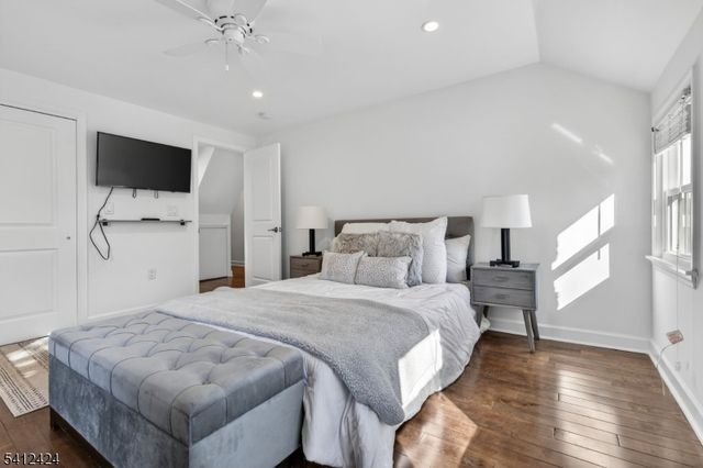 46 Elmwood Pl, Millburn Twp., NJ 07078