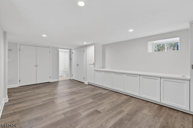 46 Elmwood Pl, Millburn Twp., NJ 07078