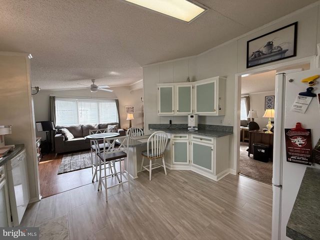 141 COUNTRY LANE, Buena, NJ 08310