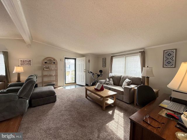 141 COUNTRY LANE, Buena, NJ 08310