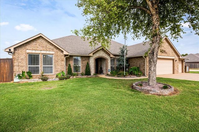 2403 County Road 1196, Tuttle, OK 73089