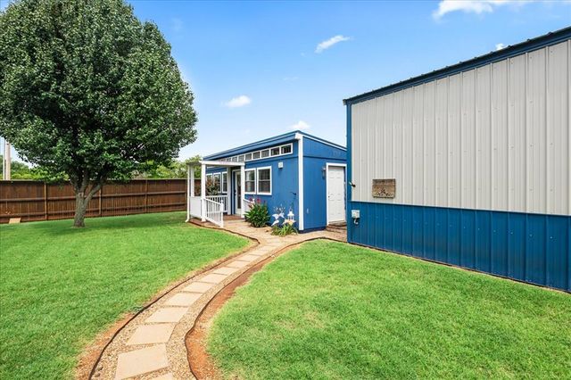 2403 County Road 1196, Tuttle, OK 73089