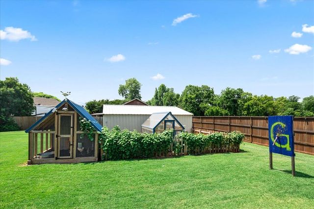 2403 County Road 1196, Tuttle, OK 73089