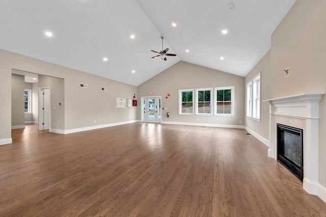 4 Weber Farm Road 4, Wrentham, MA 02093