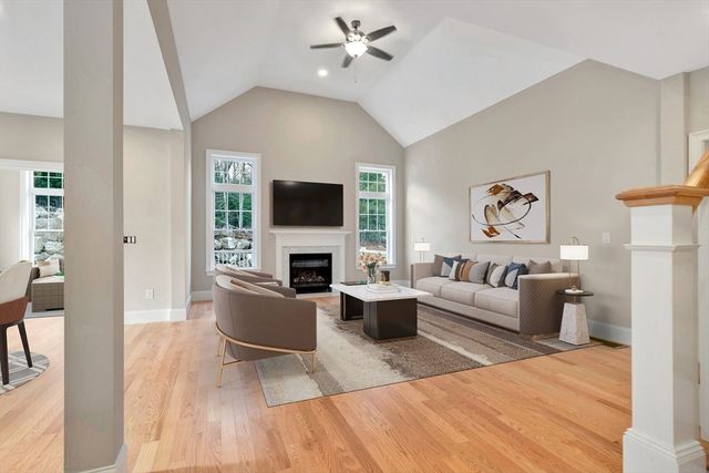 4 Weber Farm Road 4, Wrentham, MA 02093