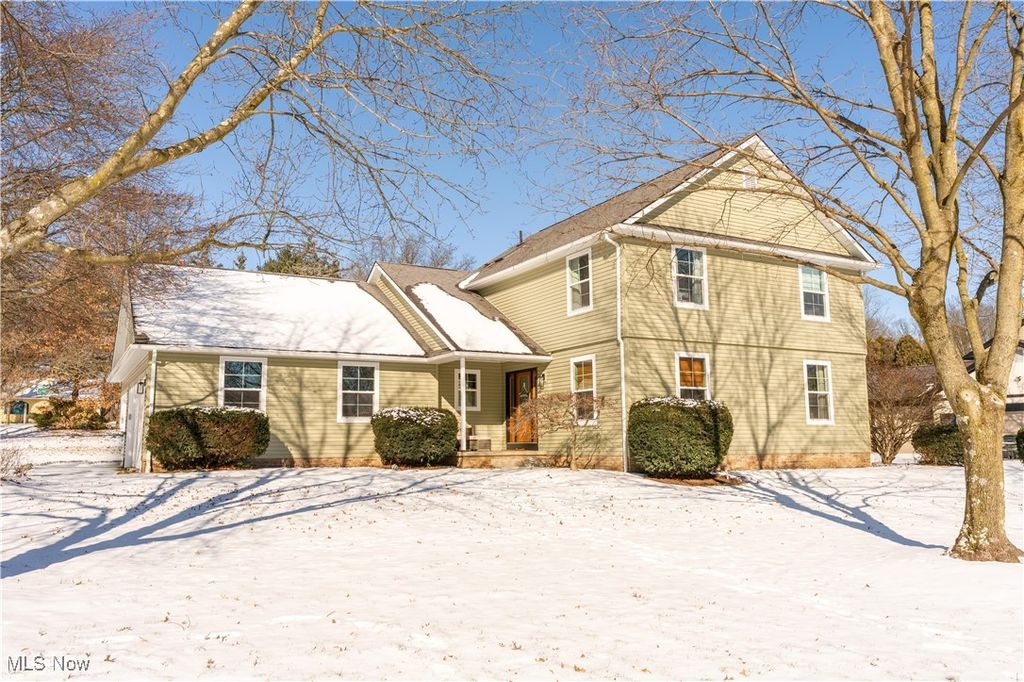 4057 Bramshaw Road NW, Canton, OH 44718