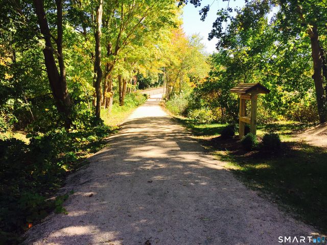 1091 Boston Post Road, Madison, CT 06443