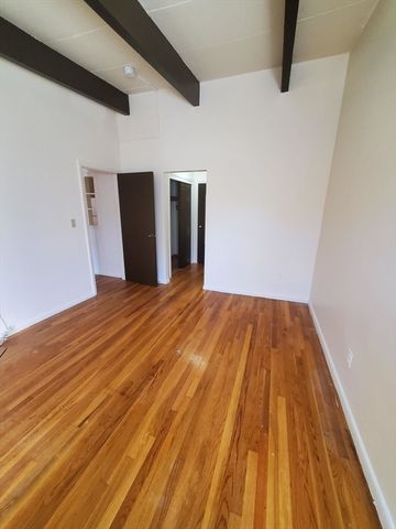 200 Central St 12, Stoneham, MA 02180