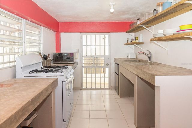 385 BRAVOS DE BOSTON, Vieques, PR 00765