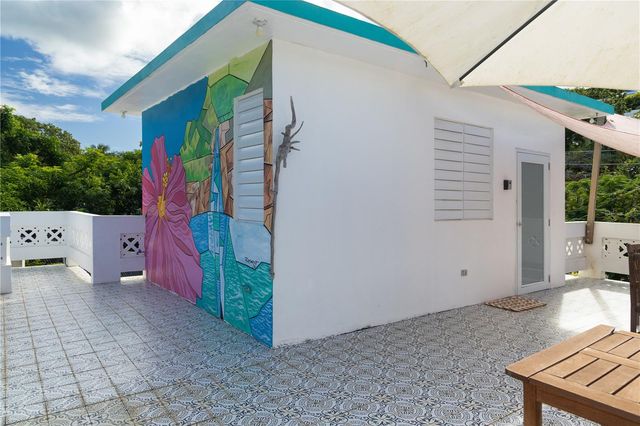 385 BRAVOS DE BOSTON, Vieques, PR 00765