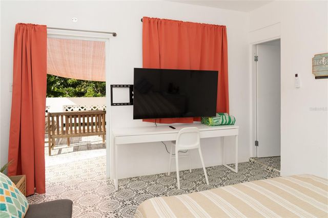 385 BRAVOS DE BOSTON, Vieques, PR 00765