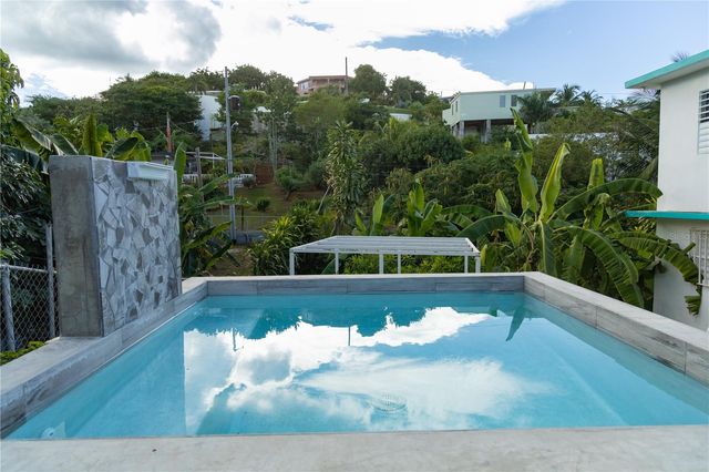 385 BRAVOS DE BOSTON, Vieques, PR 00765