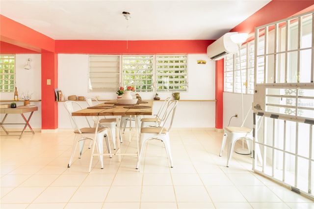 385 BRAVOS DE BOSTON, Vieques, PR 00765