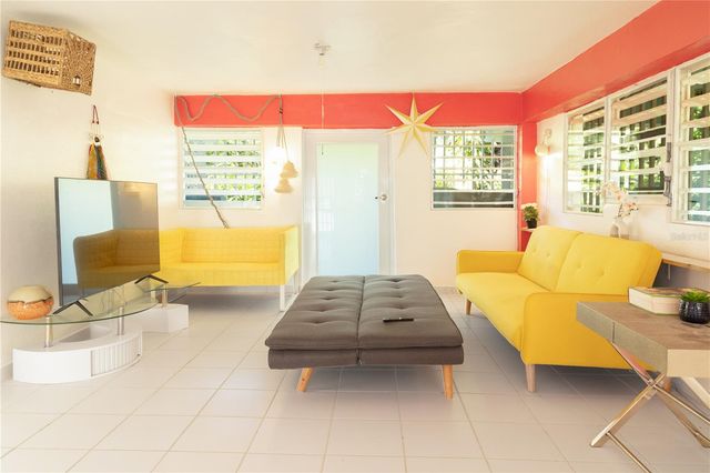 385 BRAVOS DE BOSTON, Vieques, PR 00765