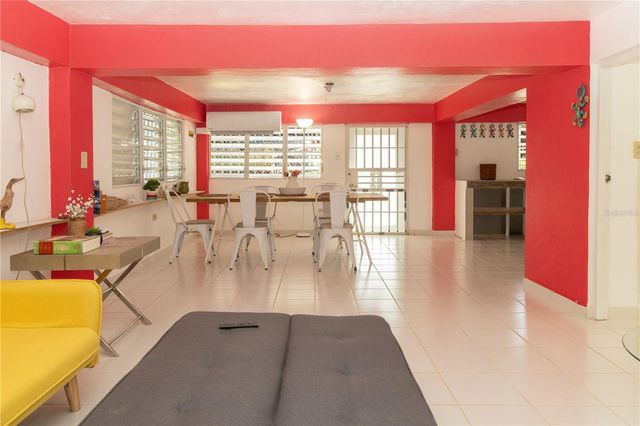 385 BRAVOS DE BOSTON, Vieques, PR 00765