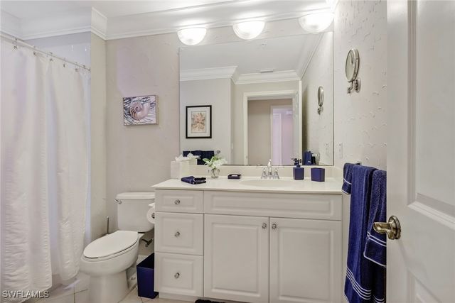 450 Bayfront PL 4304, Naples, FL 34102