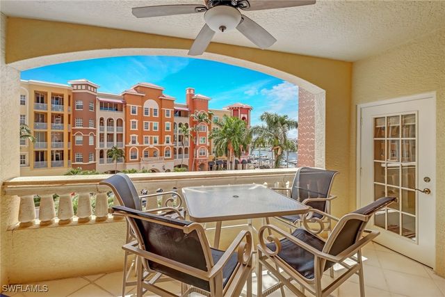 450 Bayfront PL 4304, Naples, FL 34102