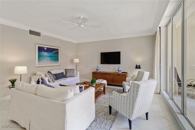 450 Bayfront PL 4304, Naples, FL 34102