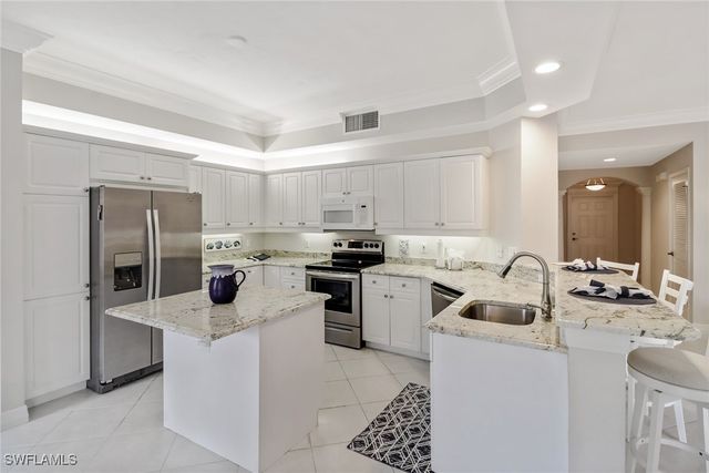 450 Bayfront PL 4304, Naples, FL 34102