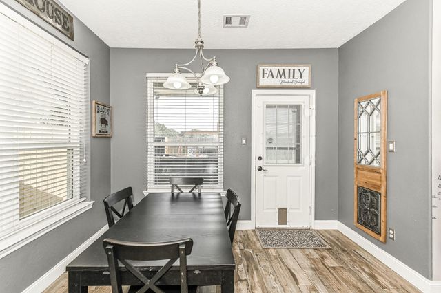 322 Spencer Landing W, La Porte, TX 77571
