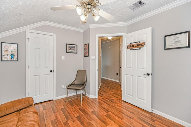 322 Spencer Landing W, La Porte, TX 77571