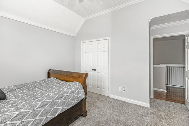 322 Spencer Landing W, La Porte, TX 77571