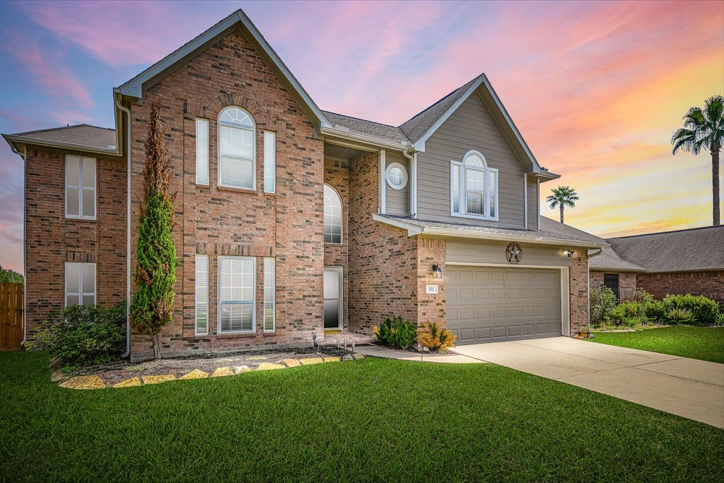 322 Spencer Landing W, La Porte, TX 77571