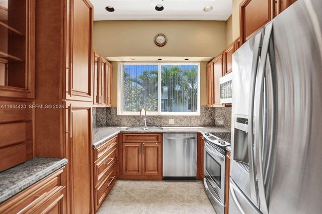 1578 S Ocean Ln 214, Fort Lauderdale, FL 33316