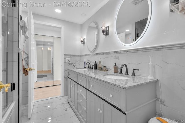 14549 Riverside Street, Livonia, MI 48154