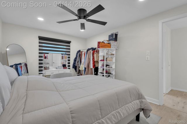 14549 Riverside Street, Livonia, MI 48154