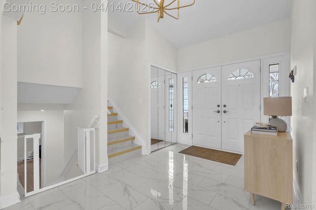 14549 Riverside Street, Livonia, MI 48154