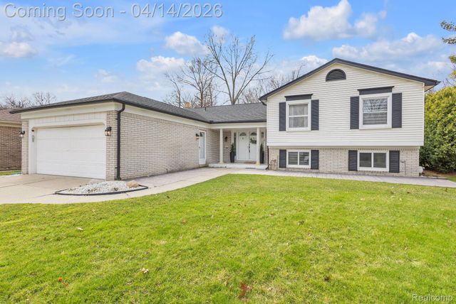 14549 Riverside Street, Livonia, MI 48154