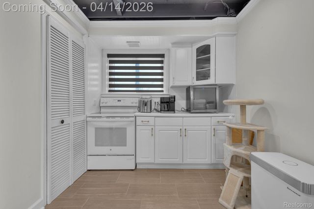 14549 Riverside Street, Livonia, MI 48154