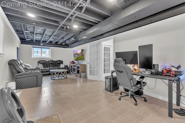 14549 Riverside Street, Livonia, MI 48154