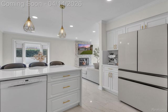 14549 Riverside Street, Livonia, MI 48154