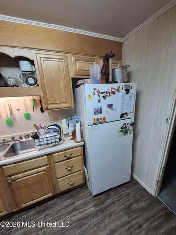 1503 Pecan Drive, Hattiesburg, MS 39401